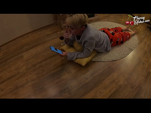 ❤️ Skør blondine suger kæmpe pik og hopper på den - analsex ️❌ Fucking video at da.pornolymp.ru