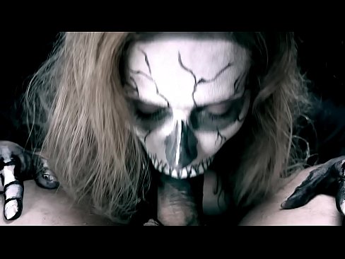 ❤️ Dæmonisk pige suger pik med sin sorte mund og sluger sperm. ️❌ Fucking video at da.pornolymp.ru